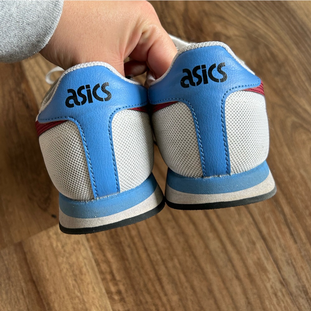 ASICS trainers - Picture 3 of 7